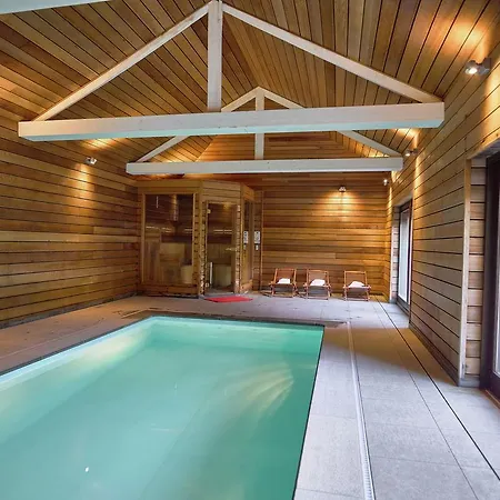 Luxurious Mansion In With Indoor Pool Villa *